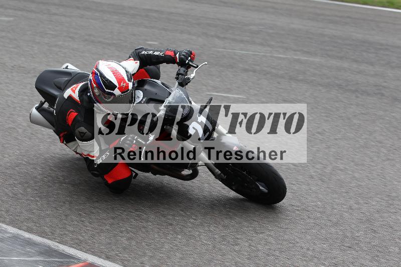 Archiv-2022/13 25.04.2022 Plüss Moto Sport ADR/Freies Fahren/21